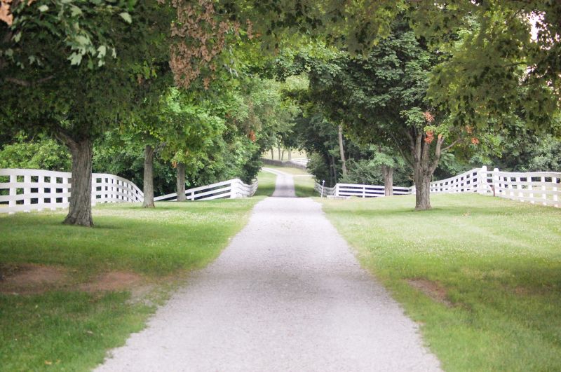 Flagstone Driveway Service